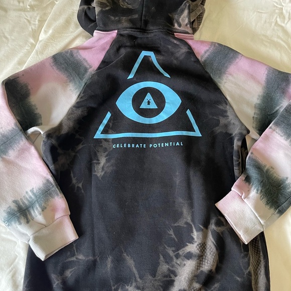 Dutch bros hoodie - Picture 3 of 5